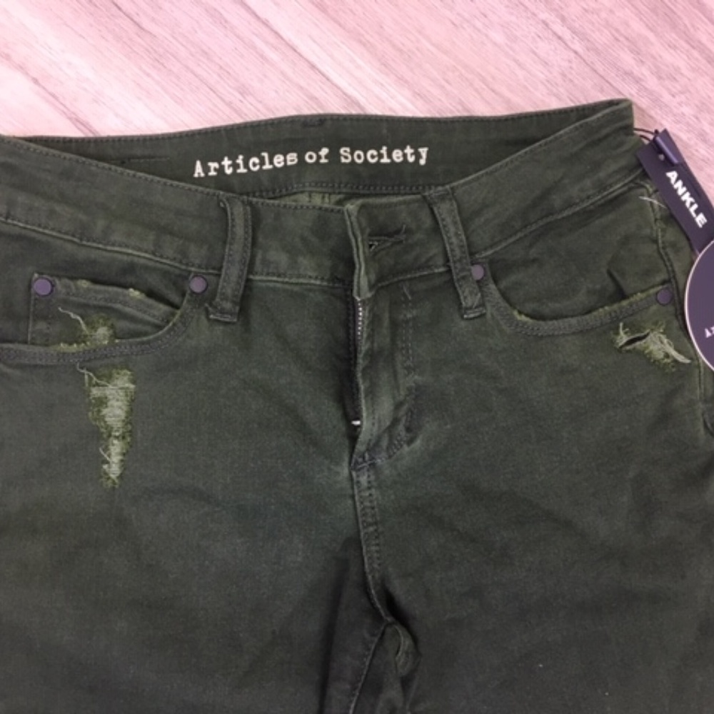 Articles of Society Distressed Skinny Jeans - Picture 7 of 8